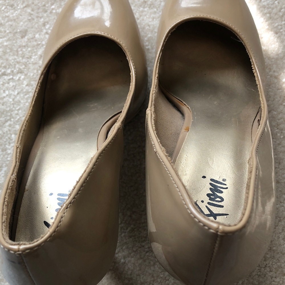 Neutral platform pumps - Picture 4 of 6